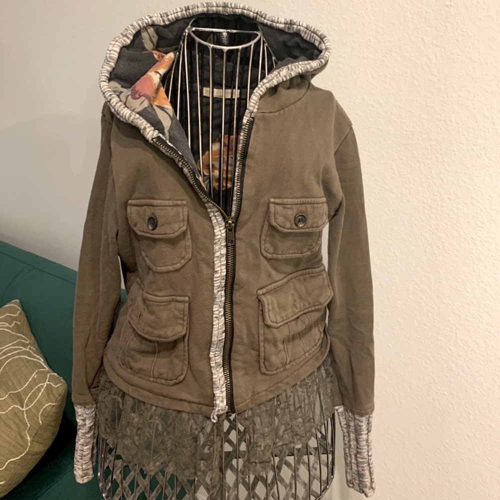 Super Unique floral hoodie Fitted size S